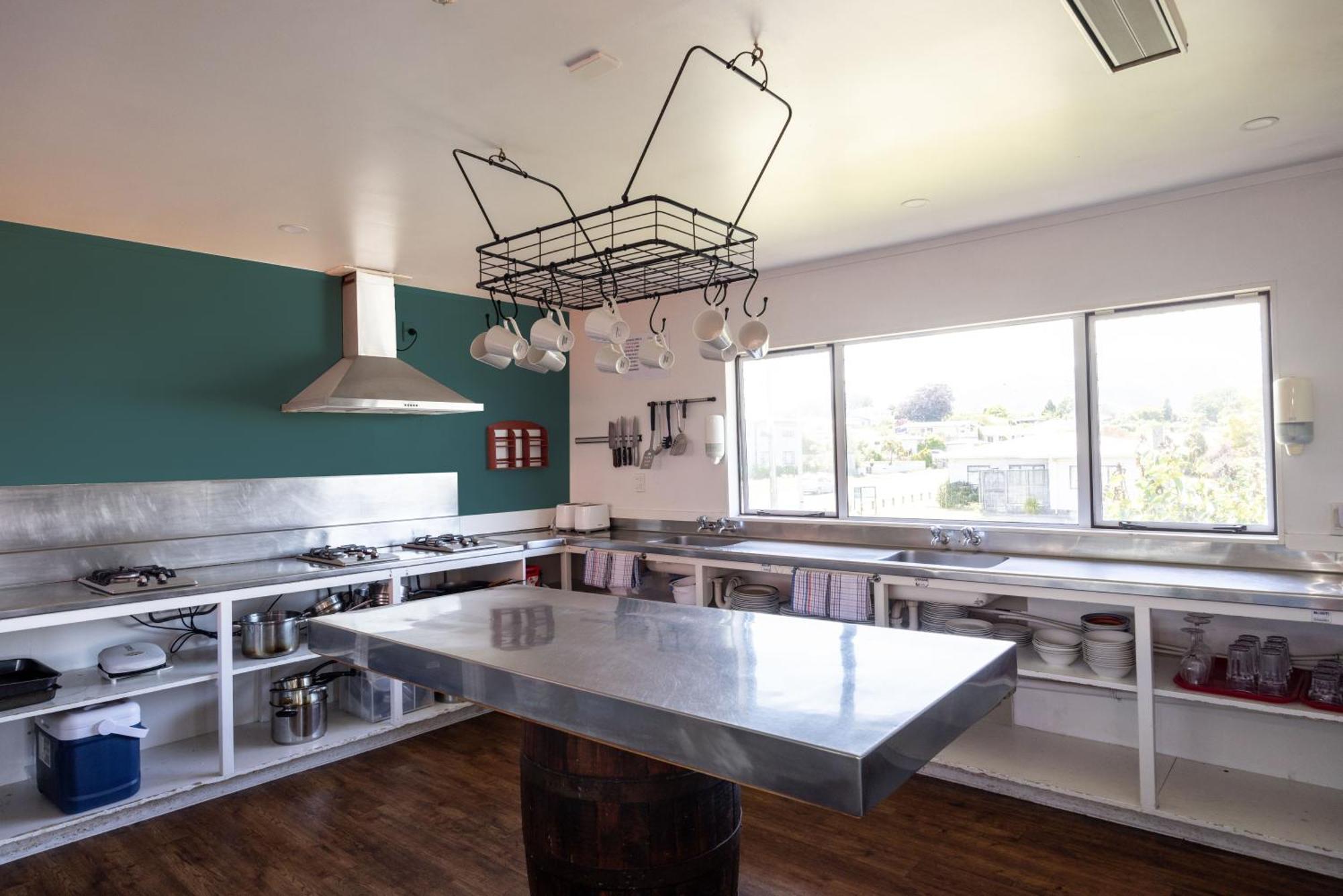 Haka House Taupo Hostel Ngoại thất bức ảnh