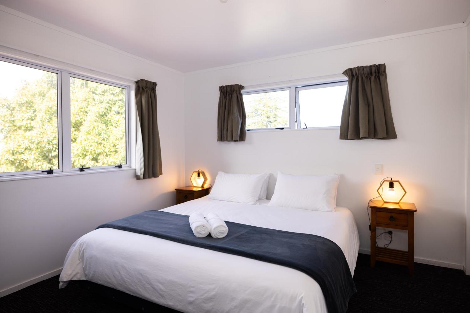 Haka House Taupo Hostel Ngoại thất bức ảnh