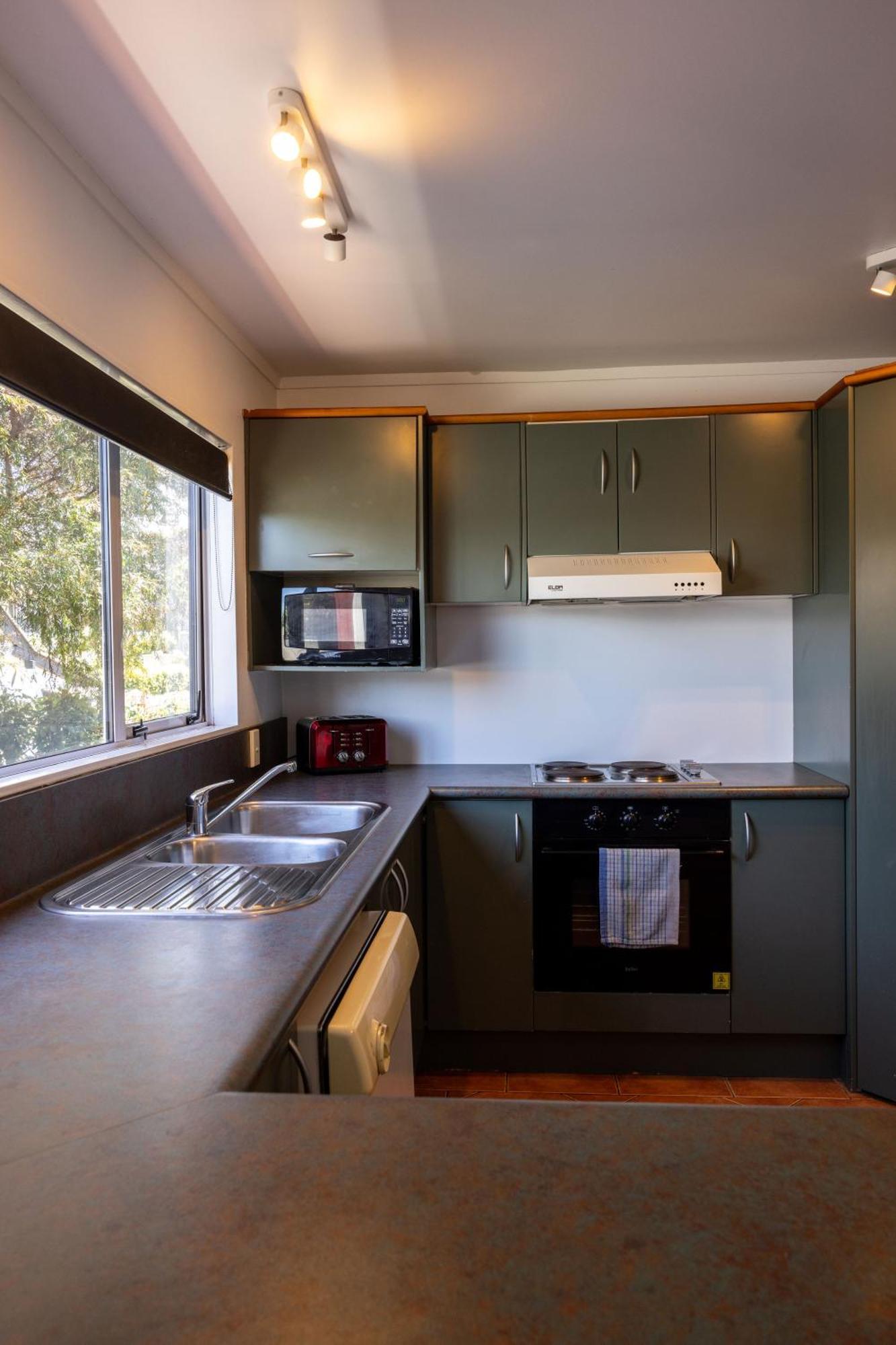 Haka House Taupo Hostel Ngoại thất bức ảnh